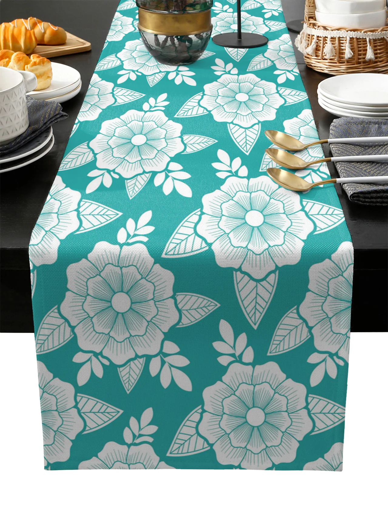 

Simple and Retro Table Runner Wedding Festival Table Decoration Home Decor Kitchen Table Runners Placemats