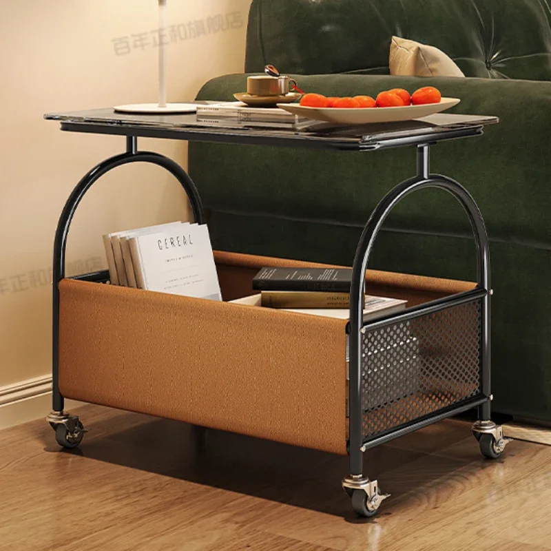 Мобильная гостиная Диван Прикроватная тумбочка Журнальный столик Маленький