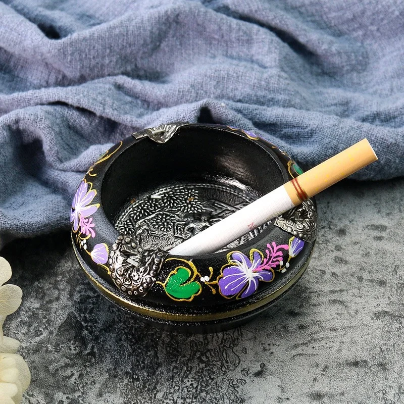 

Wooden Painted Elephant Ashtray Tobacco Portable Ash Tray Cigarette Cigar Smoke Holder Table Decoration Smoking Accessories Gift