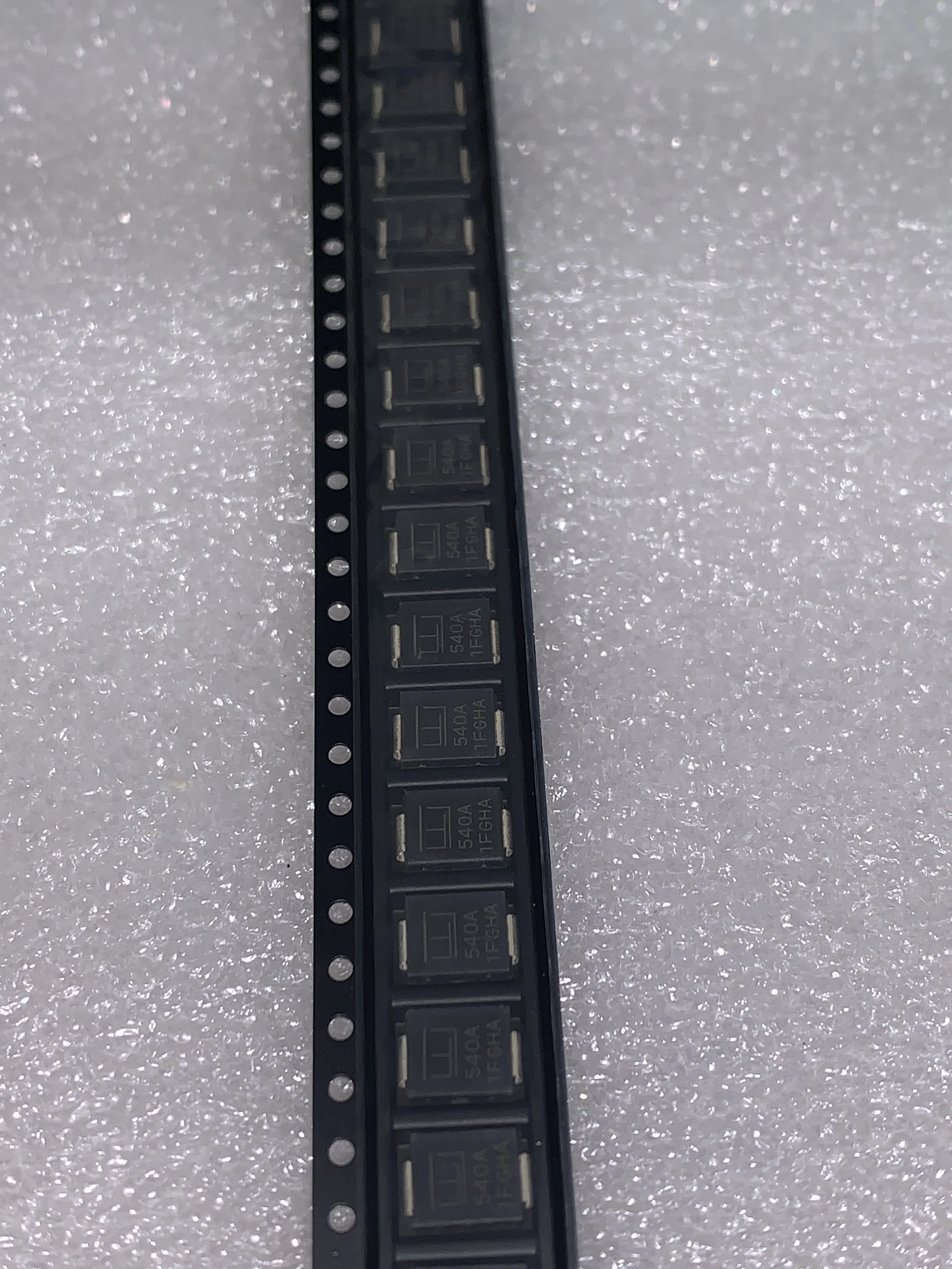 

10PCS 1.5SMC540A TVS 1.5KW 540V 5%UNI DO-214AB