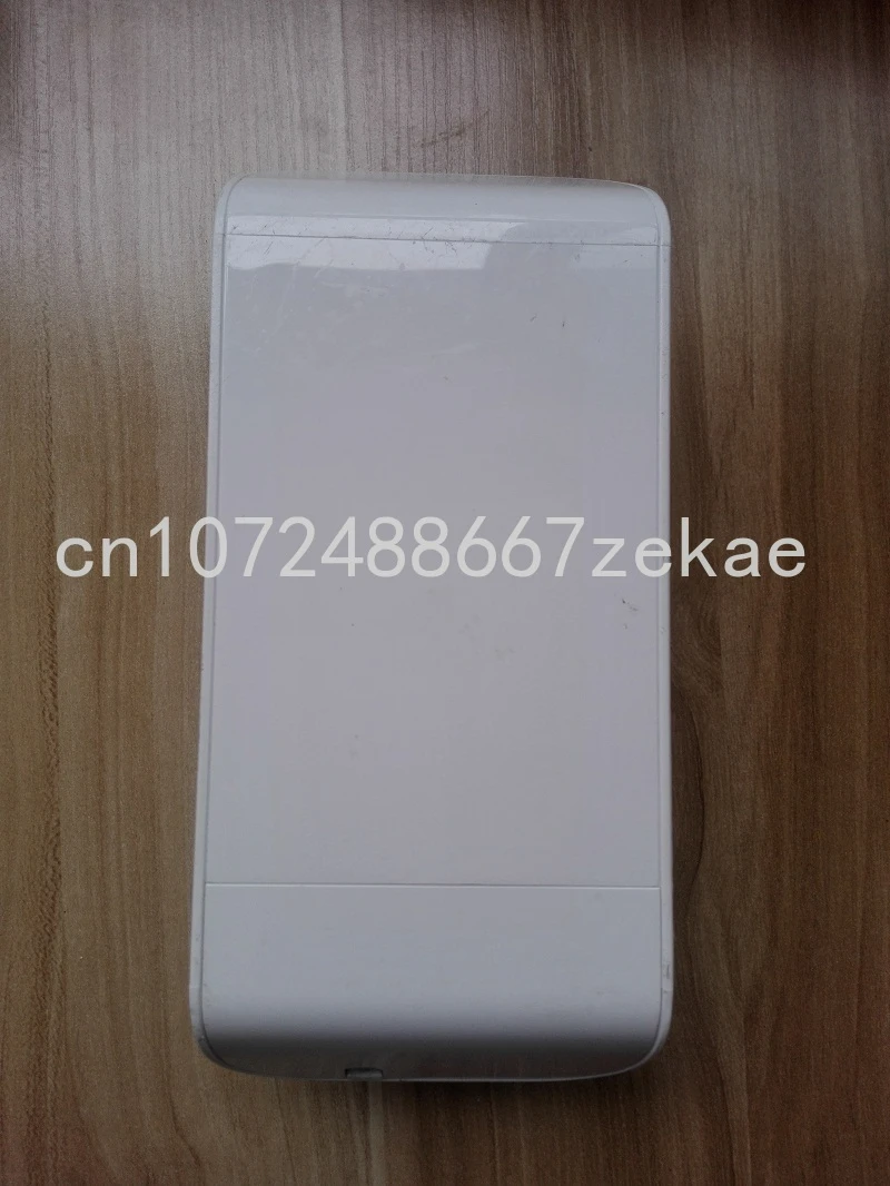 

Used UBNT LOCO M2 2.4G 300M Outdoor High-power