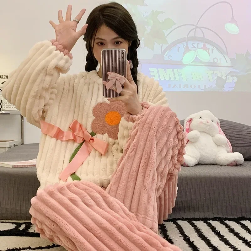 Женские Фланелевые пижамы размера плюс утолщенные из кораллового бархата