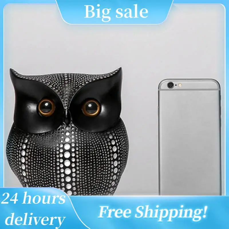 

Resin Owl Statue Living Room Decoration Accessories Desk Decoration Statue Decorations for Home Figurines & Miniatures