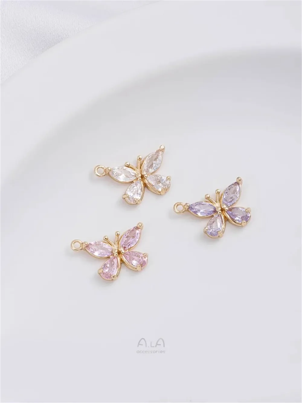 14-каратное золото инкрустированное цветным цирконием кулон в виде феи-бабочки