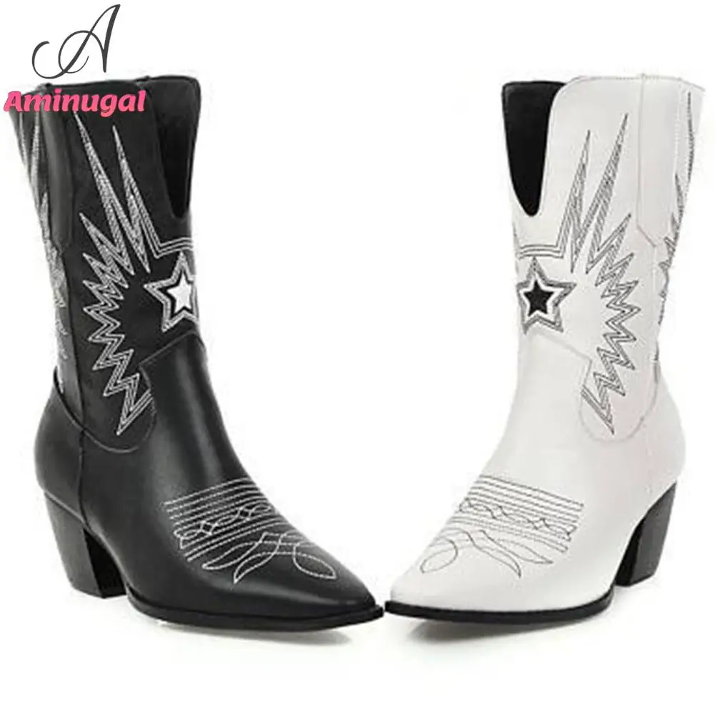 Dropship Cowboy Cowgirls Western Boots White Black Ankle Boots 2023 New Fashion Embroidery Walking Comfy Women Shoes