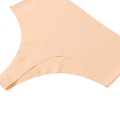 Трусисыз сахнада