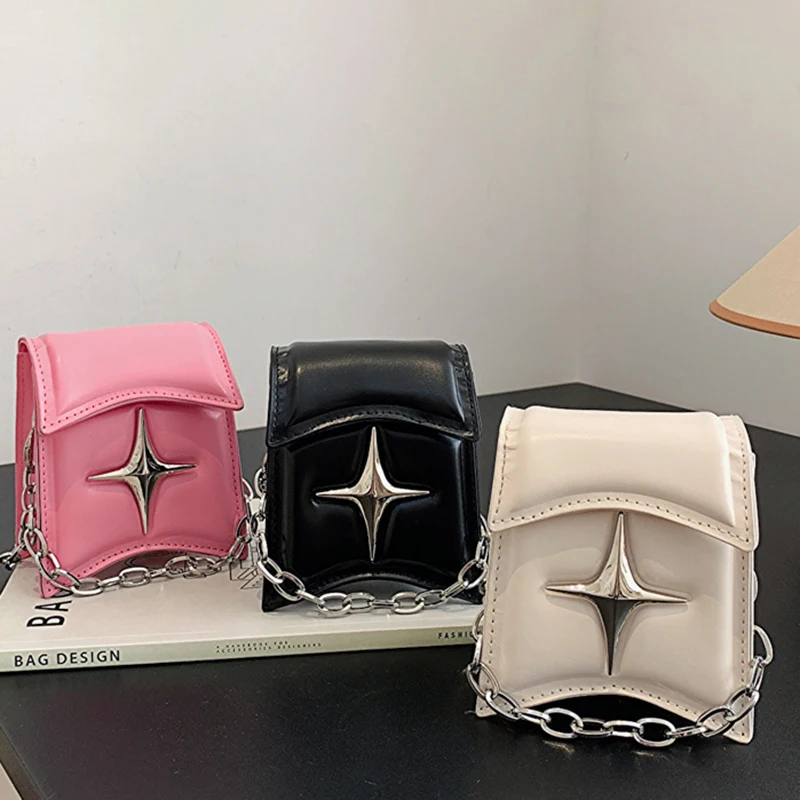 

Vintage Punk Metal Chains Small Square Bag Shoulder Bags PU Handbag Crossbody Bag Punk Style Star Messenger Bags Clutch Purse