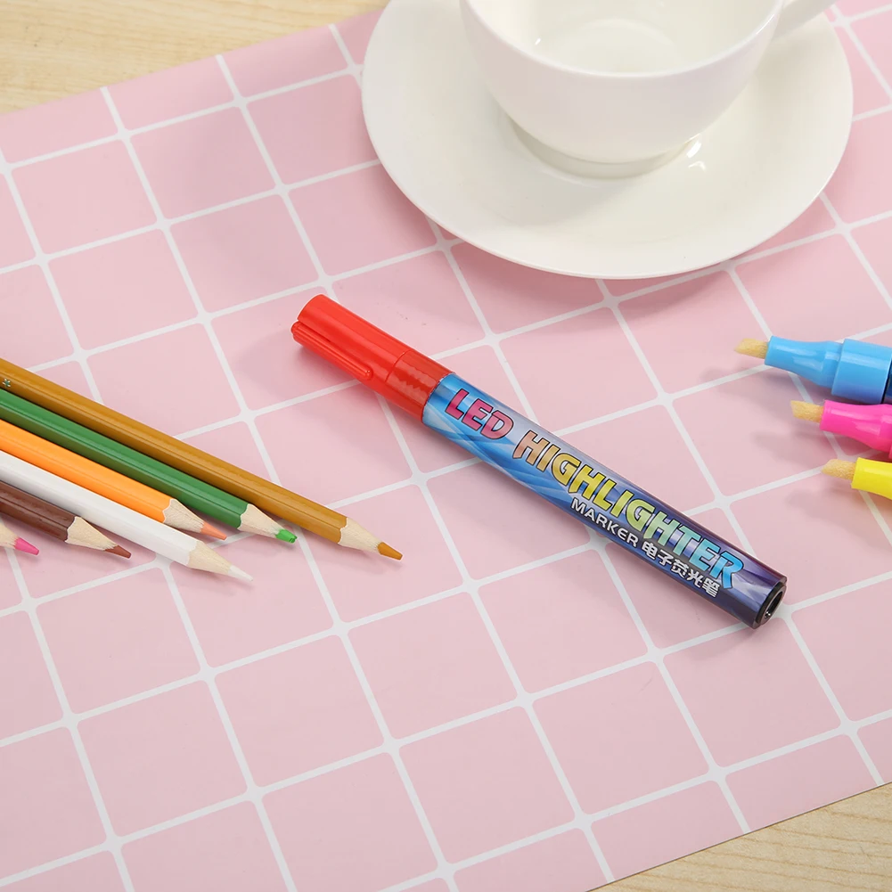 

8 Colors Beekeeping Marker Pen Queen King Bee Marking Pen Bee Catcher Bottles for Beekeeper Equipment Supplies