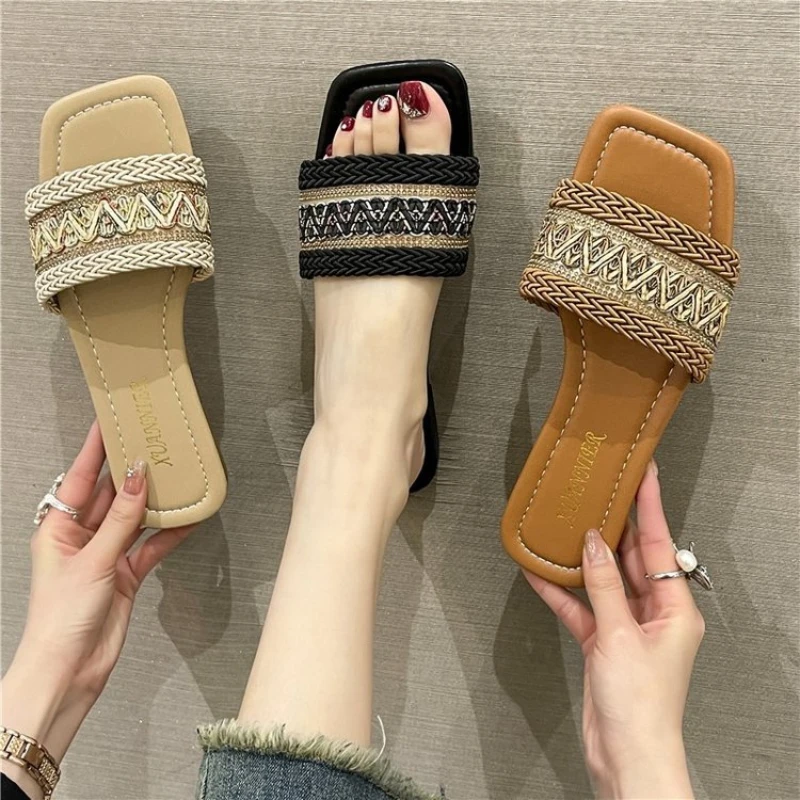 

Sandals and slippers for women's fashion weaving one line flip flop for outer wear flat bottomed square toe beach