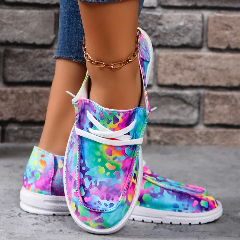 Женские слипоны на плоской подошве