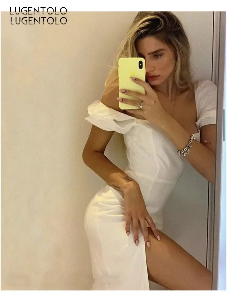 Женское пикантное платье летнее облегающее белое с коротким рукавом и