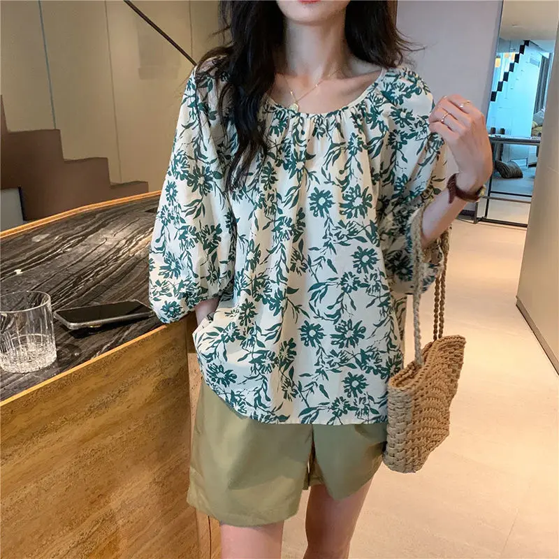 

Summer Women New Retro Loose Floral Seven-point Sleeve Women Vintage Floral Fashion Loose Street Women O-neck Blouses