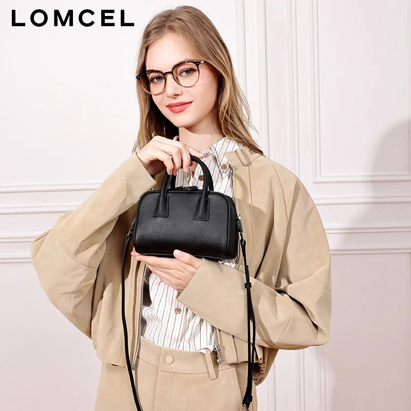 Фото Женская сумка-боулинг LOMCEL 603 из натуральной кожи, новинка 2026 года, элитная и изысканная сумка, сумка через плечо, сумка-подушка №2