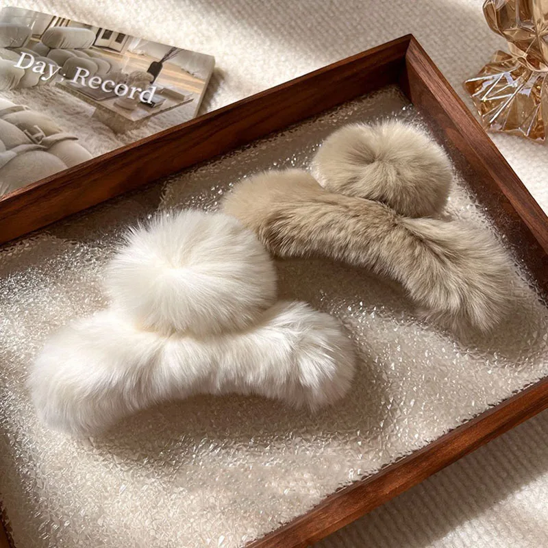 

Заколка-краб Женская плюшевая, большие зажимы для волос в Корейском стиле, модные аксессуары для волос, карамельные цвета, на осень-зиму