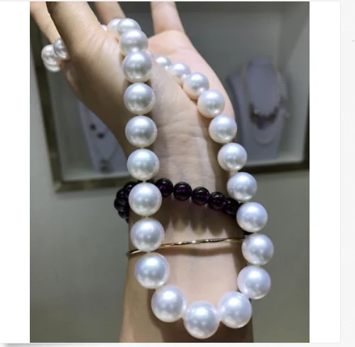 

18" gorgeous AAA+ 11-12mm natural south sea white round pearl necklace 14k GOLD