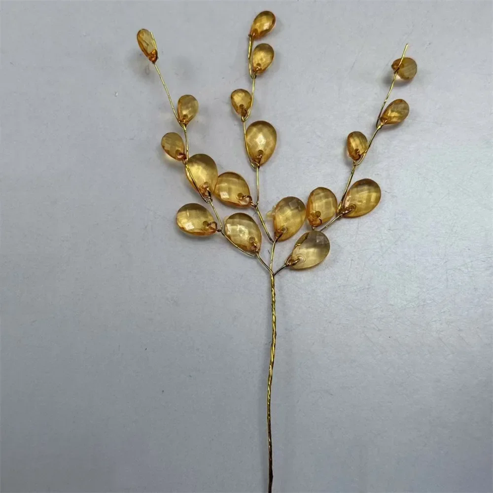 

Свадебный венок из искусственных кристаллов