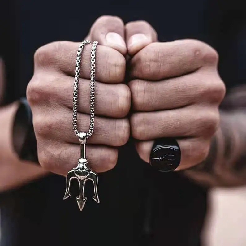 

Titanium steel Sea King Trident pendant male domineering simple hip hop pendant personality necklace female fashion accessories