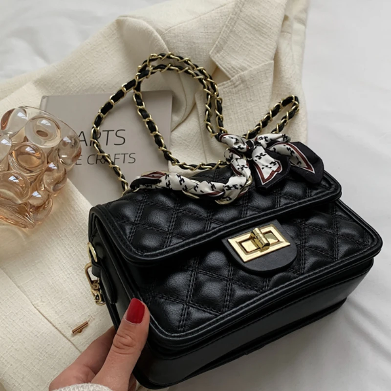 

Маленькая сумка с вышивкой, новинка 2022, женская сумка через плечо с цепочкой, популярная маленькая квадратная сумка, кошельки и сумочки, Роскошный дизайнерский