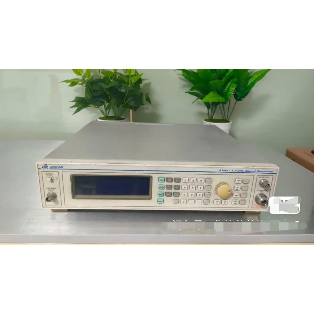 

Marconi IFR 2023A Signal Generator 10kHz to 1.2 GHz