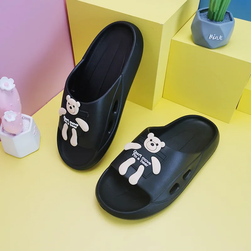 

Women wearing slippers outside the bathroom new summer indoor household soft-soled cartoon couple sandals and slippers men EVA