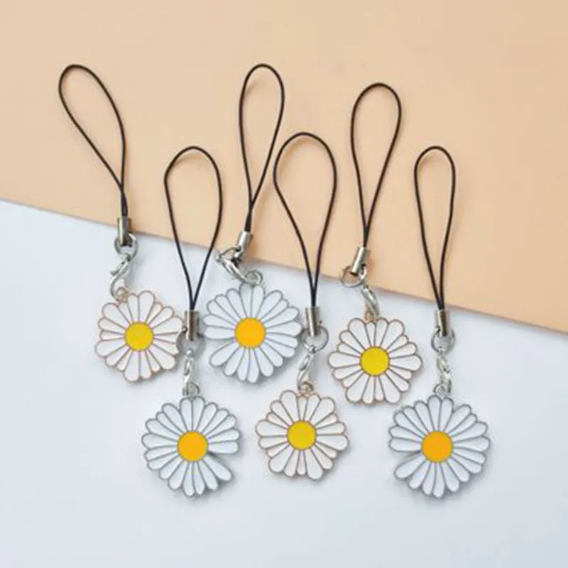 KPOP G-DRAGON Daisy Key Bag Accessories Mobile Phone Lanyard Clothes Pendant Fans Collection Gift
