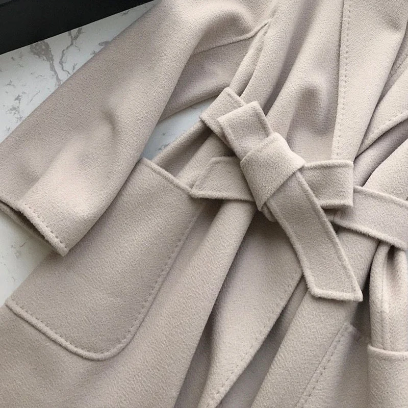 Рисунок 4 - Длинный шерстяной тренчкот NIGO