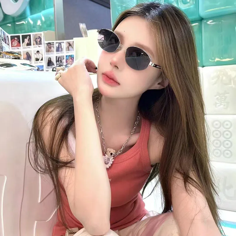 Новые модные очки для женщин овальной формы полуискусственные Европейский и