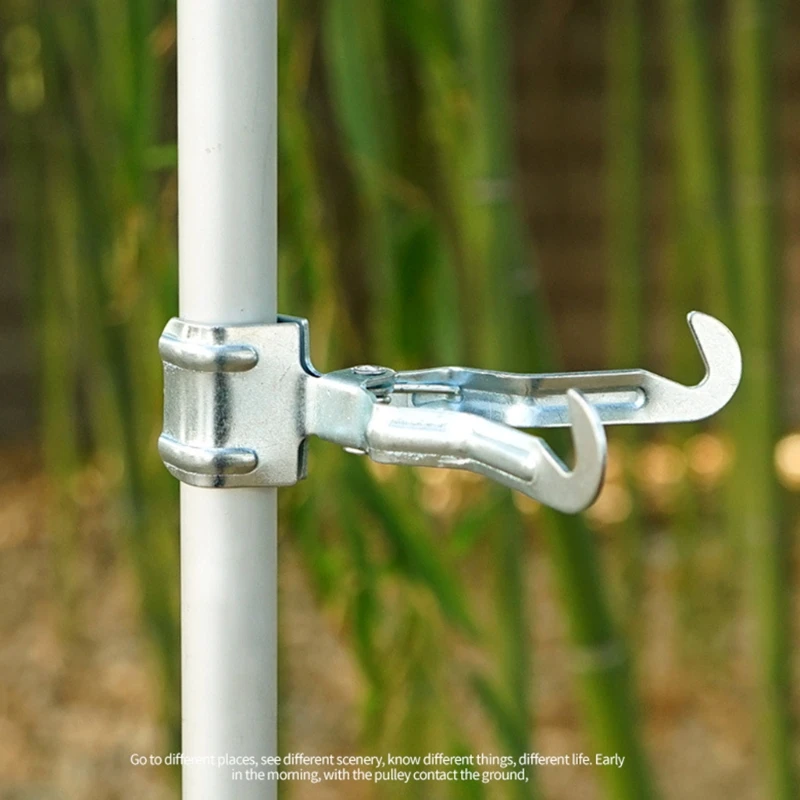 

Outdoor Multifunctional Metal Clamp Lantern Hanger Clip Holder Light Hanging Hook for Tent Pole Camping Hiking Equipment