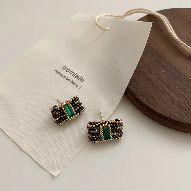 

Minar Cute Lovely Shing Green Color CZ Cubic Zirconia Bowknot Earring for Women Crystal Strand Pendant Drop Earrings Oorbellen