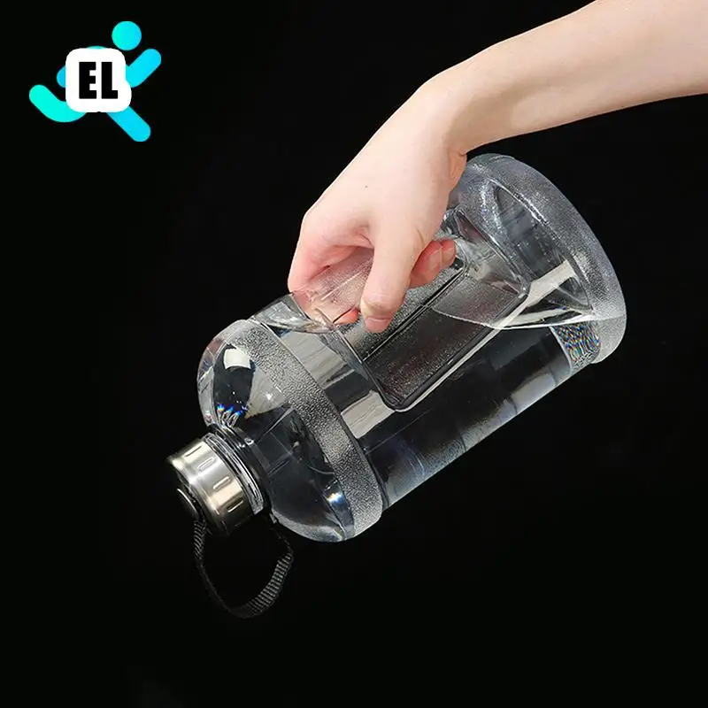 

Large Capcity Water Bottle Shaker Bottle with Handle Outdoor Fitness Running Gym Training Plastic Sports Bottles 2.2L