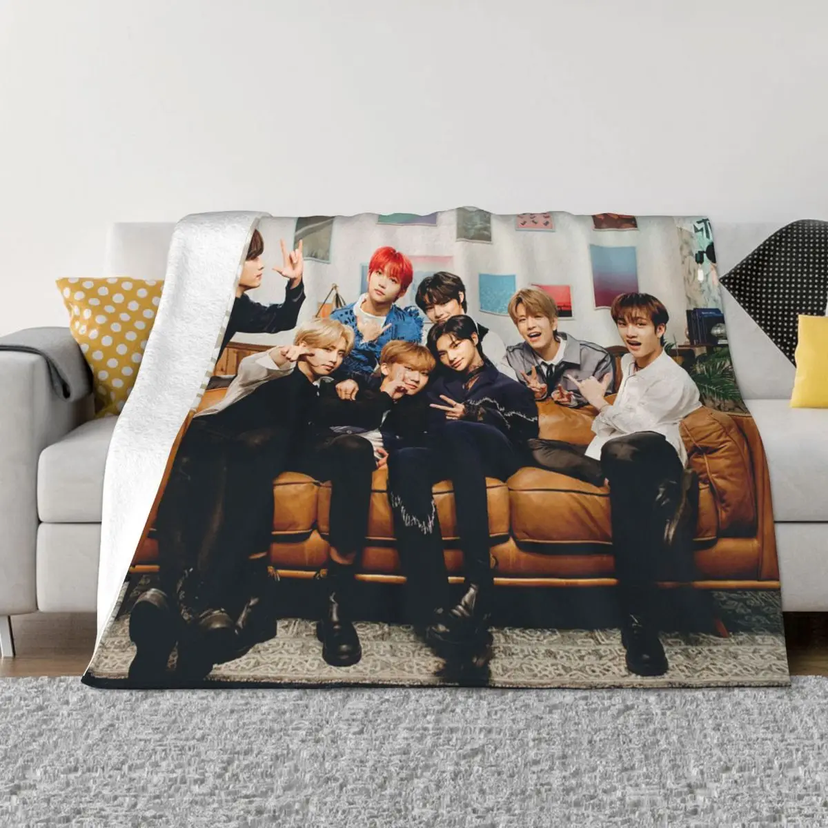 

Kpop Star Stray Kids Singer Idol Blanket Coral Fleece Plush All Season Breathable Soft Throw Blanket for Sofa Bedroom Quilt