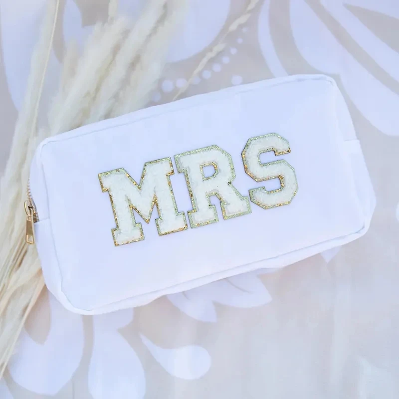 

MRS Makeup Bag Bachelorette hen Party Bridal Shower wedding engagement Bach weekend bride to be Decoration honeymoon Travel Gift