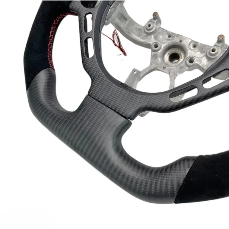 Фото Руль Ever-Carbon Racing ECR Custom Matte Carbon Fiber LED для R35, карбоновый, матовый, с LED-подсветкой №3
