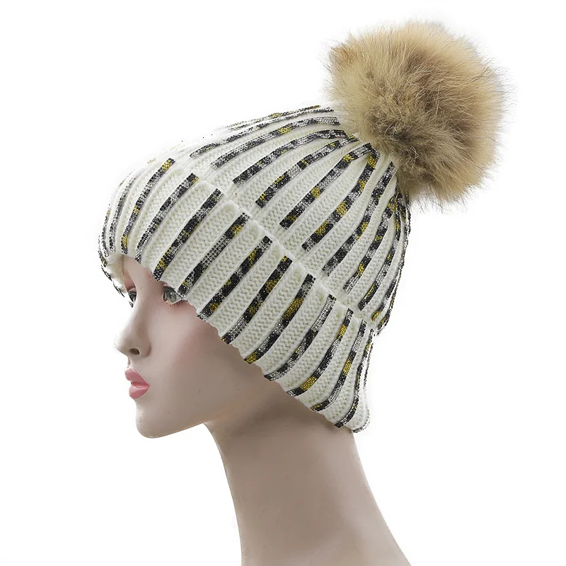 

2021 New winter hat luxury quality Fox fur pompom hats beanie High quality Girls women bonnet winter hats for women
