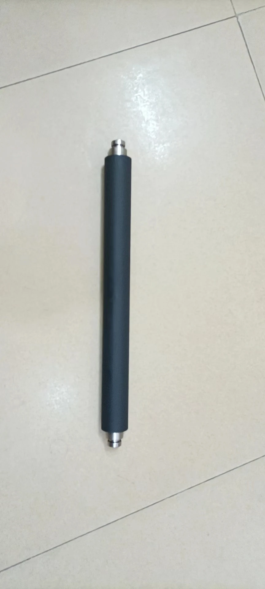 

Оригинальный прижимной ролик дубликатора, подходящий для RISO RZ RV EV ES EZ SF SD A3 023-75169 или 023-74068