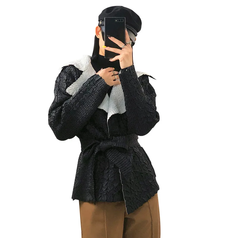 Cotton Jacket Women 2022 New Fall and Winter Fashion Pleated Lapel Lace-Up Design Sense of Short Thick Jacket