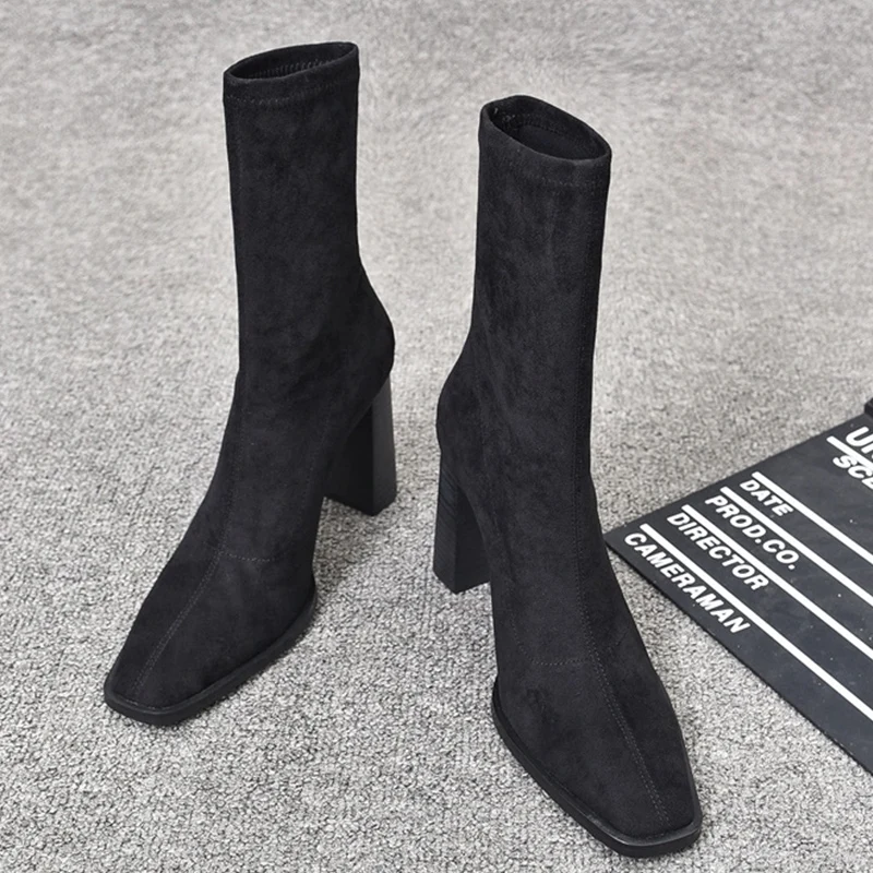 Женские зимние ботильоны на высоком каблуке ботинки челси новинка зимы 2025