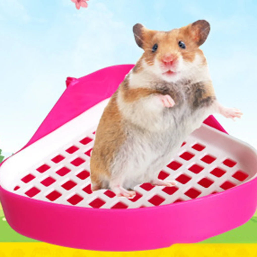 

1pc Geometric Pet Potty Hamster Toilet Corner Bedding Box Small Animal Plastic Toilet Color Random Pet Cleaning Tool Accessories