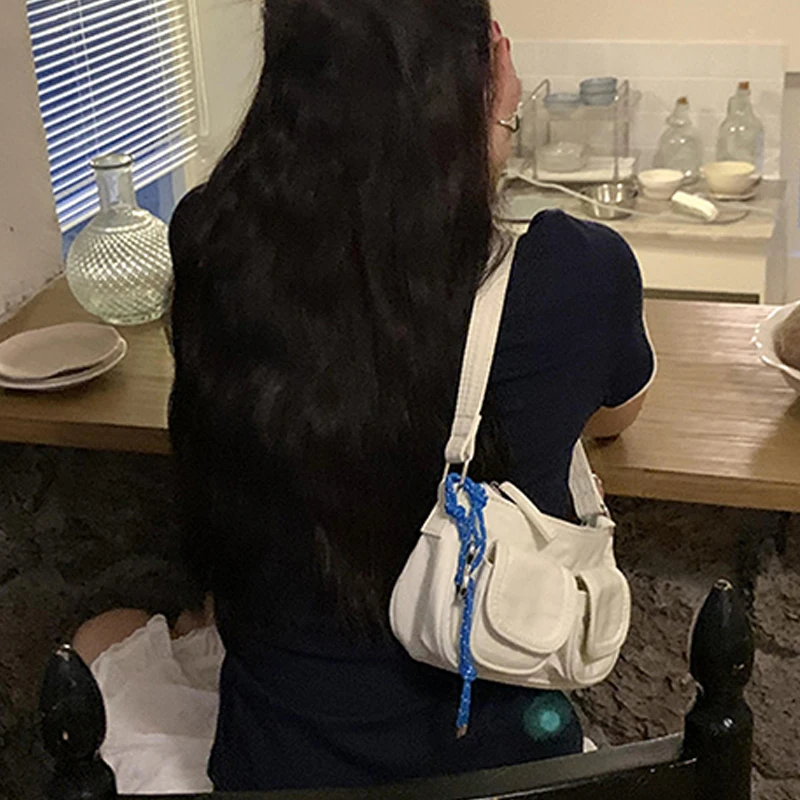 Модная новая сумка подмышками на одно плечо с несколькими карманами