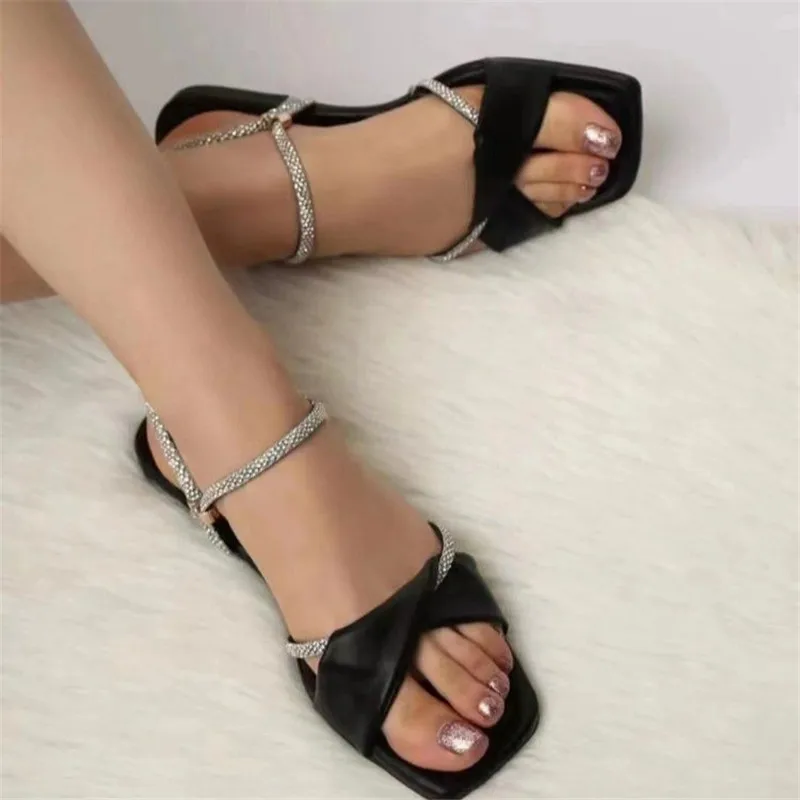 2023 New Summer Sandals Fashion Shiny Rhinestone Square Toe Open Toe Flat Shoes Casual Non-slip Lightweight Outdoor Beach Shoes