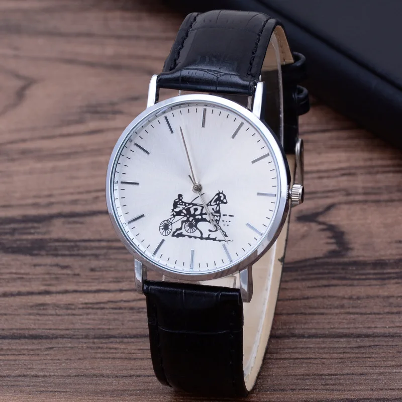 

Couples Round Quartz Business Frosted Dial Casual Wrist Watch Leather Strap Fashionable Clock Waterproof Wrist Watch for Men