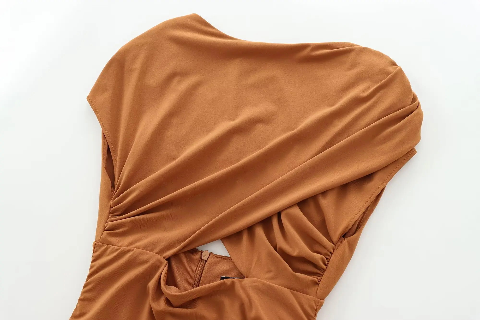 Женское плиссированное платье с молнией сзади однотонное