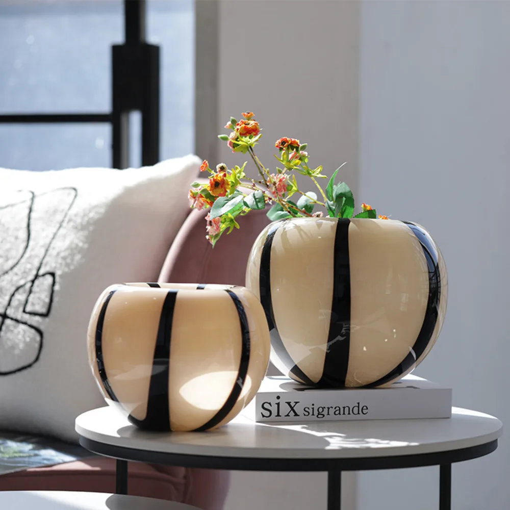 

Креативная круглая стеклянная ваза в черно-белую полоску, мягкое украшение для гостиной, обеденного стола, украшение для дома