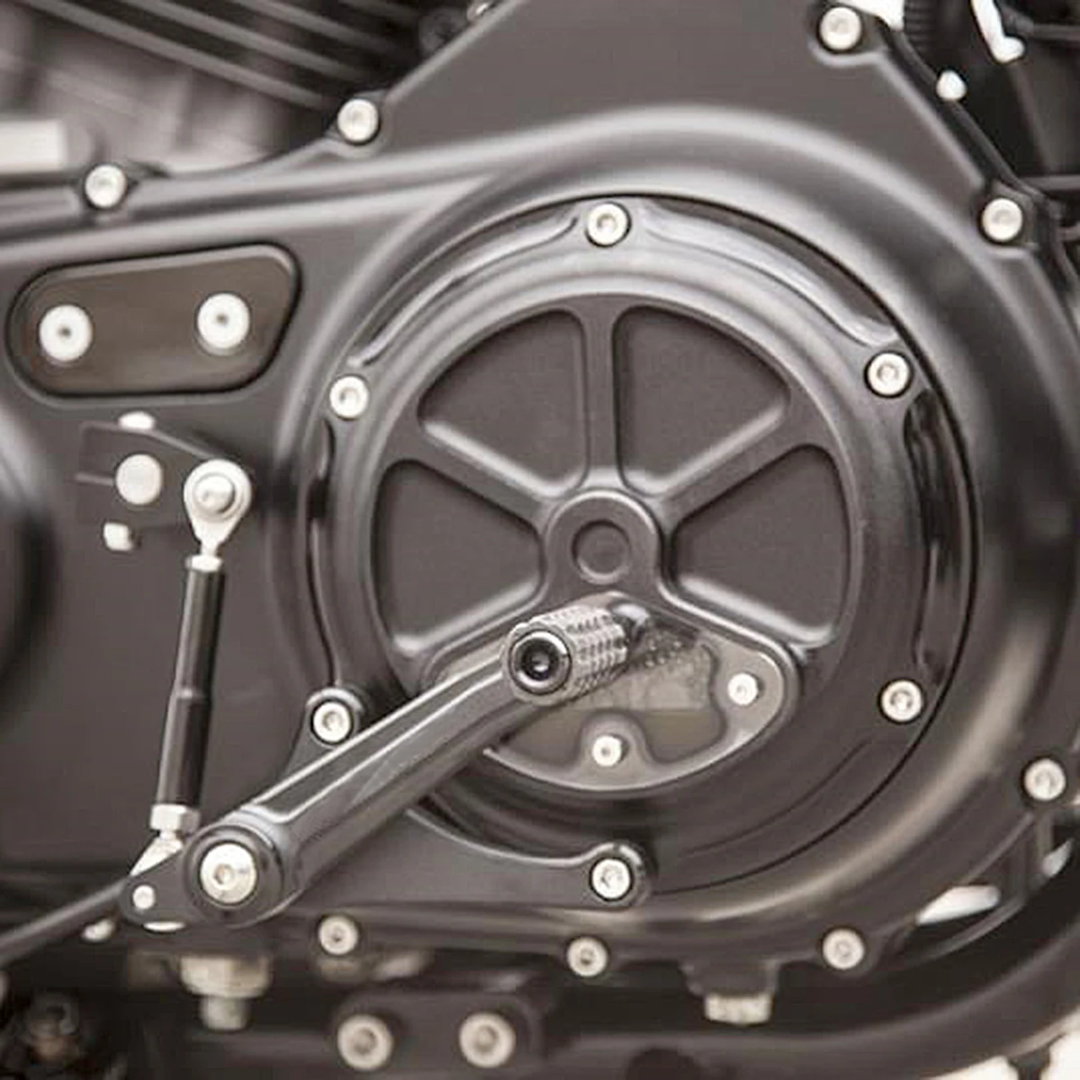 Хромированный черный чехол Derby с ЧПУ 6 отверстиями для Harley Sportster Iron 883 1200 Forty Eight 12-22