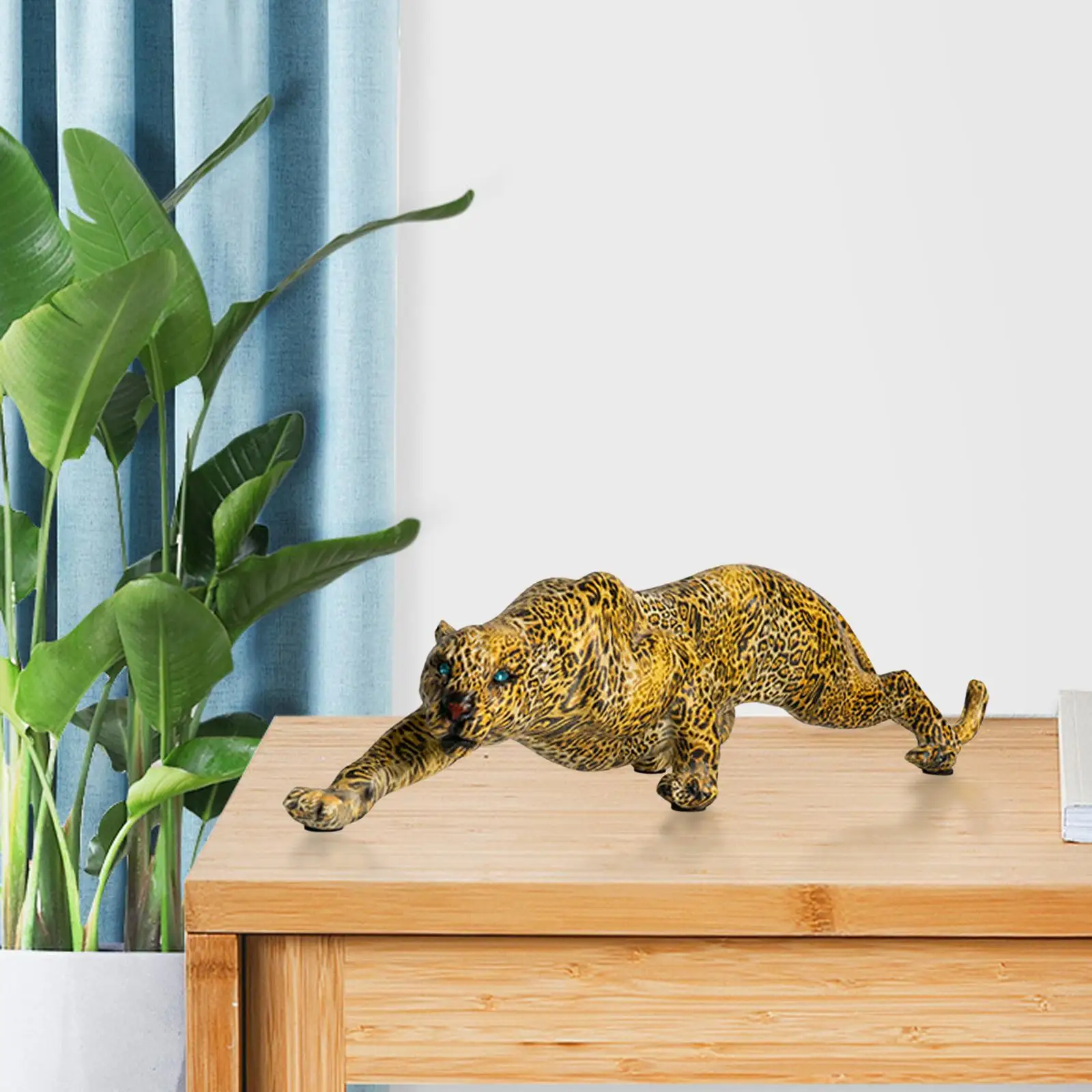 

Cheetah Statue Resin Figures for Entrance Housewarming Gift Home Decor