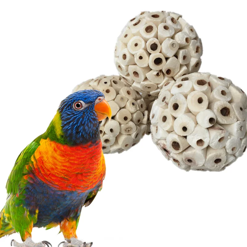 

3PCS Bird Toys Natural Sola Balls Soft Chew Shred Foraging Toy for Parrot Parrotlet Budgie Finch Macaw Pet Supplies 6cm/2.36in