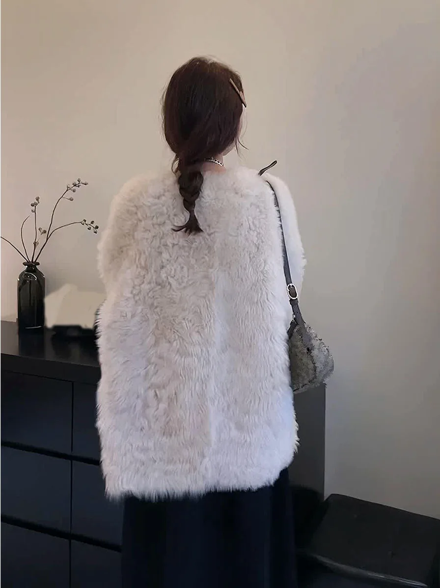 Рисунок 3 - 2023 зимняя женская одежда в стиле ретро