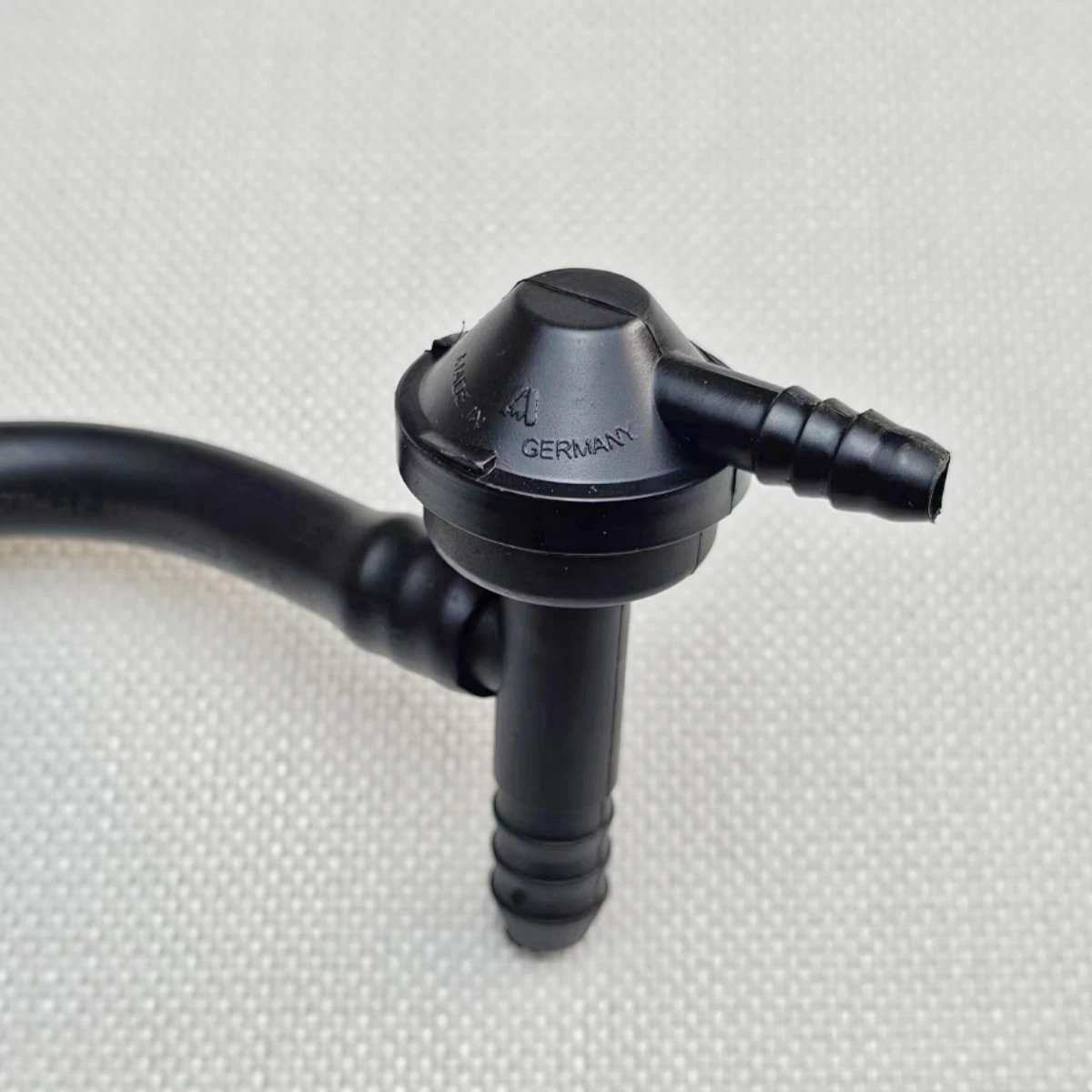 Дыхательная труба двигателя вакуумный шланг для Audi VW Golf водяная 03F133751B