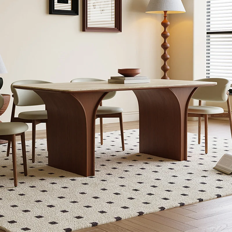 Французский винтажный обеденный стол в минималистском средневековом стиле