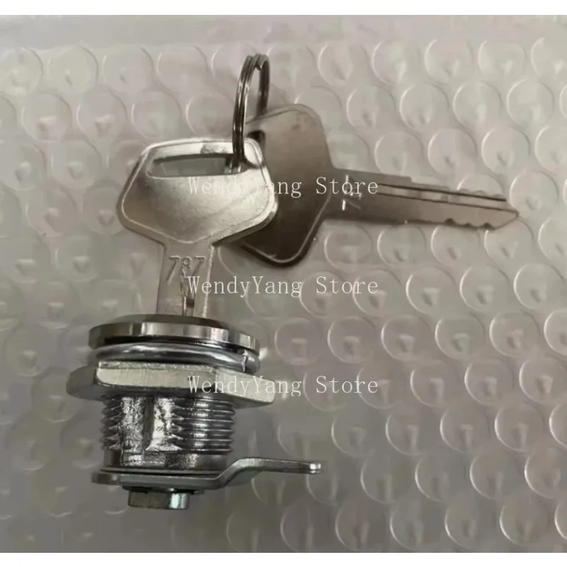 Цилиндр замка боковой двери для экскаватора Komatsu 60 70 110 120 130 210 220 240 300